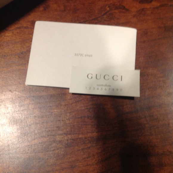 - Never used large Gucci hobo - Picture 7 of 14